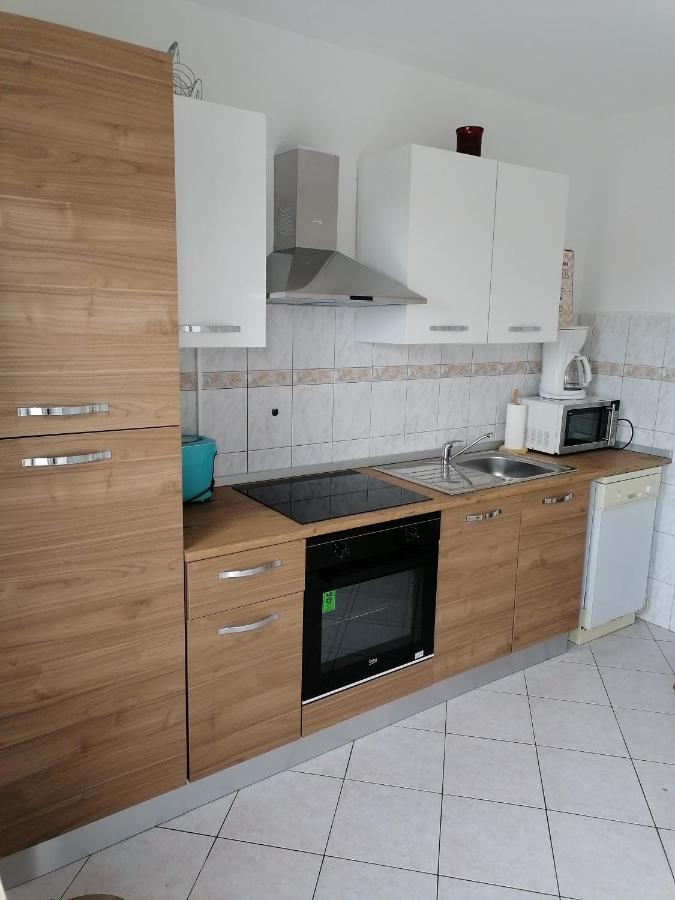 Kristian Apartments Ровинь Экстерьер фото