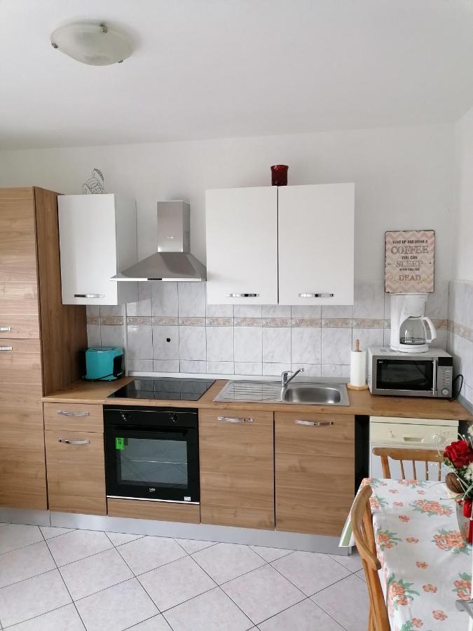 Kristian Apartments Ровинь Экстерьер фото